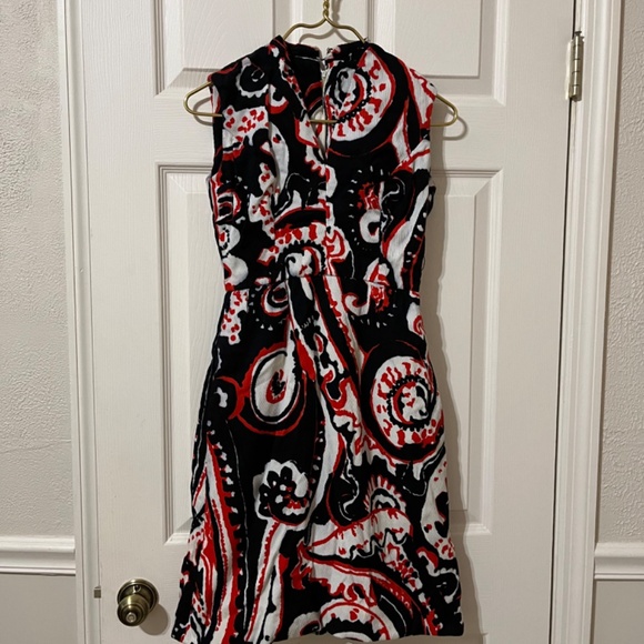 Vintage red and black dress - Picture 3 of 15